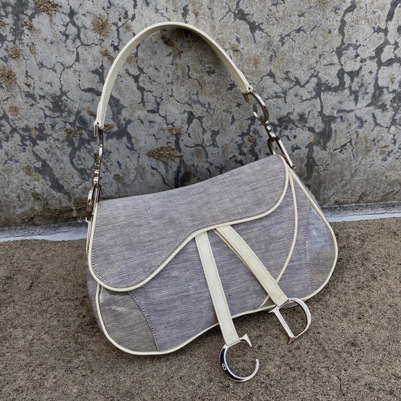 Dior Handbags - ☁️SOLD☁️ DIOR DOUBLE SADDLE BAG